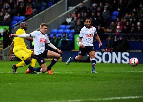 United's Souleymane Doukara puts Leeds in the lead. (Picture: Jonathan Gawthorpe)