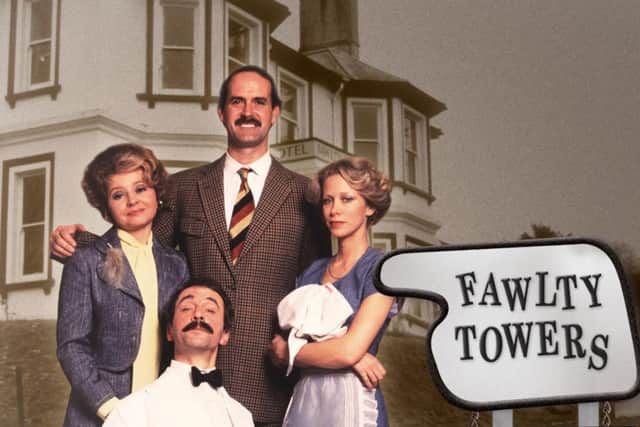 Prunella Scales, John Cleese, Connie Booth and Andrew Sachs in Fawlty Towers