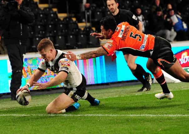 Hull FC's Steve Michaels scores a try, but it couldn't prevent defeat for the Airlie Birds against Caslteford Tigers. 
Picture: Jonathan Gawthorpe.