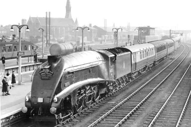 Sir Nigel Gresley locomotives Peter Tuffrey

60022 Mallard on Ian Allan special at Doncaster