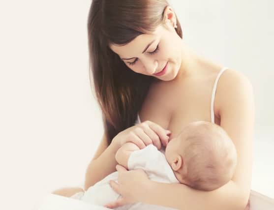 Breastfeeding 'could reduce ear infection risk'
