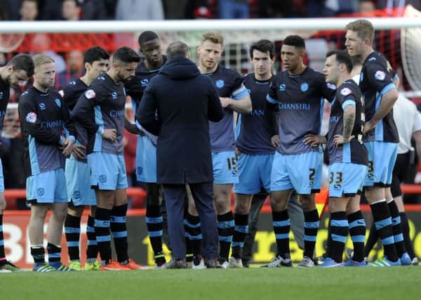 Sheffield Wednesday head coach Carlos Carvalhal keeps his players on the pitch at full-time to discuss what went wrong at Bristol City.