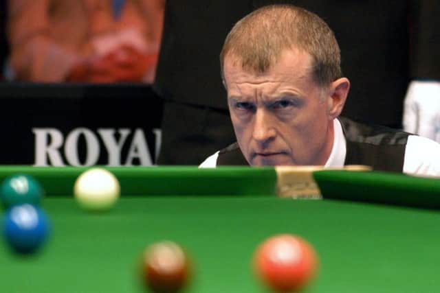 1981 champion Steve Davis saw his defence of the world title ended at the first hurdle by Tony Knowles the following year.