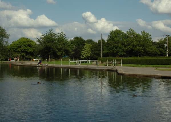 The lake at Pontefract Park