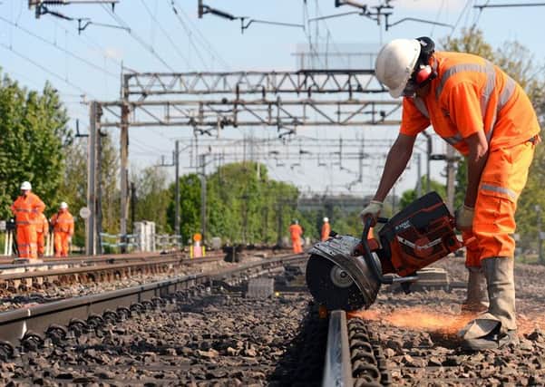 Transport for the North should be given control of the rail network according to a new report