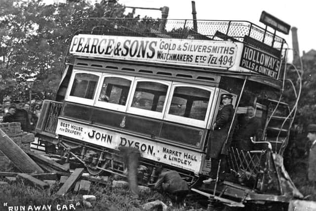 Huddersfield Trams

Tram crash Holly Bank Road 6th June 1905