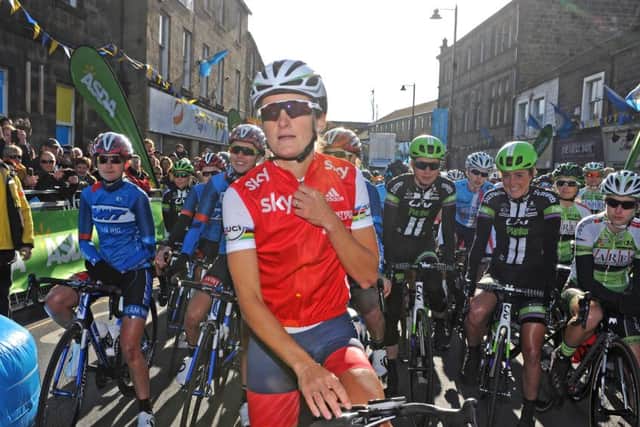 Lizzie Armitstead on the start line for the women's Tour de Yorkshire