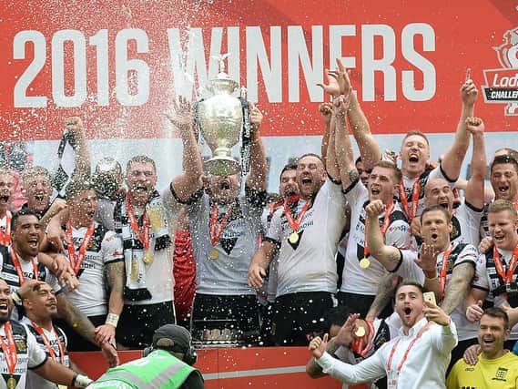 Hull FC celebrate winning the Challenge Cup