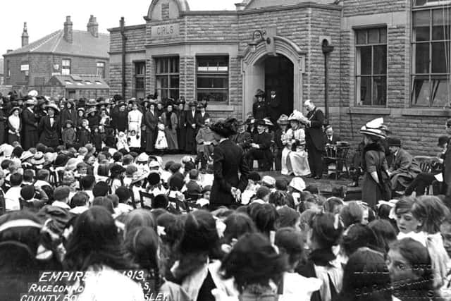 Peter Tuffrey collection  Barnsley Race Common Road School Empire Day 1913