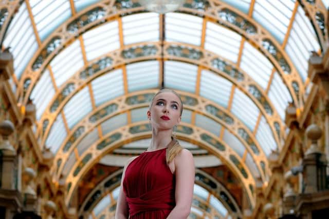 Date:29th October 2015. Picture James Hardisty. (JH1011/07j)
Fashion Shoot Victoria Quarter, Leeds.