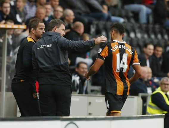 Hull City's Jake Livermore is sent off (Photo: PA)