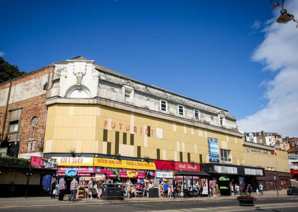What should happen to the Futurist Theatre in Scarborough?