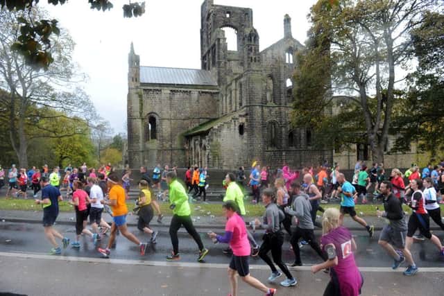 Abbey Dash runners at Kirkstall Abbey, Leeds
