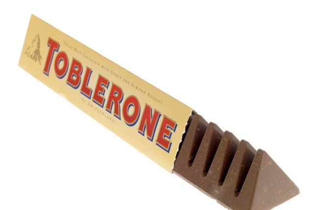 Toblerone after the change (top) and before (bottom)
