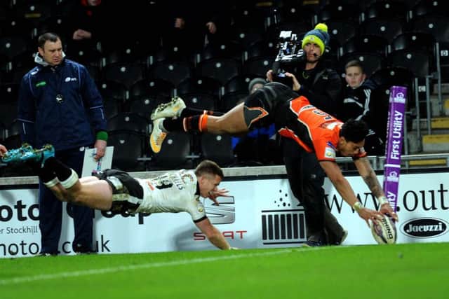 Hull FC v Castleford Tigers.
 Castleford's Denny Solomona is denied a hat-trick try against Hull FC last season by the video referee. 
Picture: Jonathan Gawthorpe