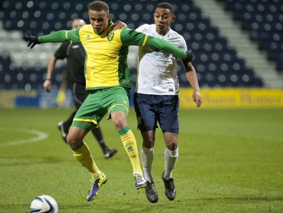 Carlton Morris in action for parent club Norwich City