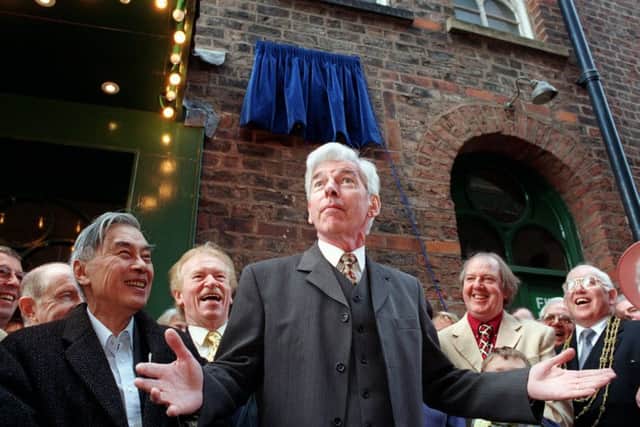 Celebrities unveiled a blue plaque honouring the memory of Frankie Howerd in York. Comedian Tom O'Connor, centre, with Burt Kwouk. guitarist Bert Weedon, Jimmy Cricket and the Lord Mayor of York, Coun Derek Smallwood