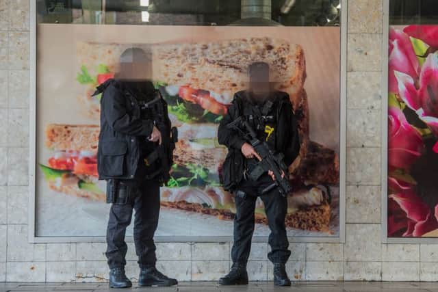 Date:23rd March 2017.
Picture James Hardisty.
Increased security at Leeds City Station by Armed Police, after yesterdays terrorist attack outside the Houses of Parliament, London.