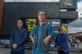 Actor Mat Fraser, from the smash hit US television series American Horror, who will be playing Richard III at Hull Truck Theatre, with Mark Babych, Artistic Director, and Hull-born director Barrie Rutter. Credit James Hardisty