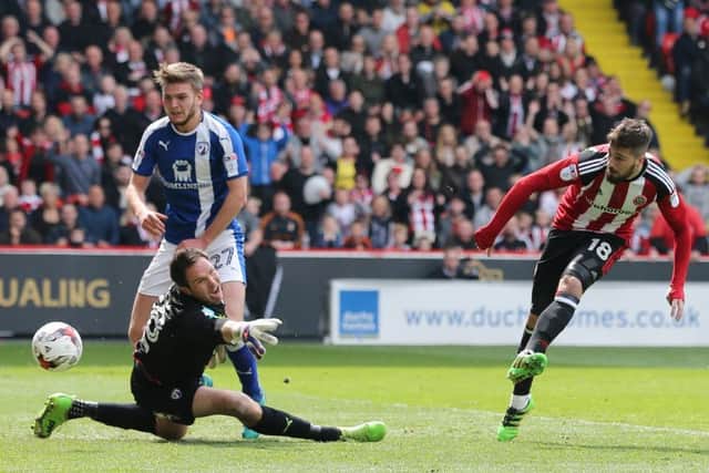 Sheffield United's Kieron Freeman scoring his sides opening goal (Picture: David Klein/Sportimage)