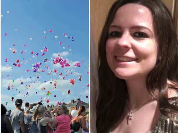 Hundreds of people gathered this afternoon to release bunches of balloons in memory of Sheffield hero Kelly Brewster, who died in the Manchester terror attack earlier this week.