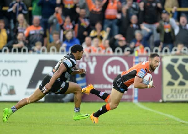 Luke Gale scores the Tigers' first try.