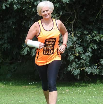 Helen Watson will still run British 10k in memory of her brother Kevin despite breaking her arm