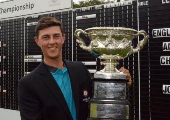 Joe Dean with the English men's amateur championship trophy after his win at Alwoodley in 2015 (Picture: Chris Stratford).