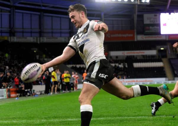 Jack Logan in action for Hull FC.
