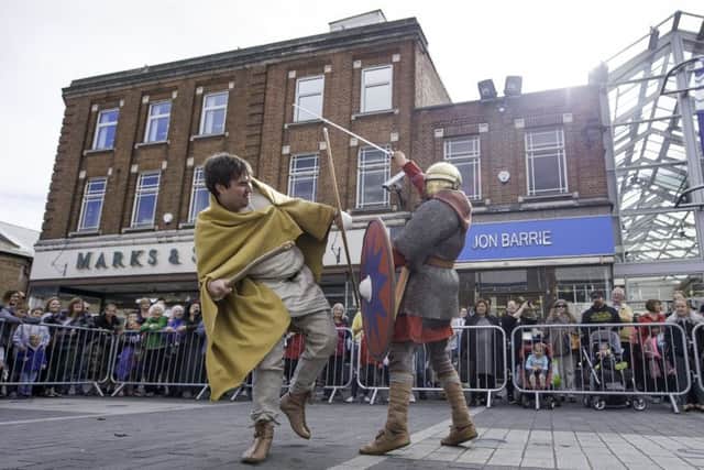 Picture by Allan McKenzie/YWNG - 16/09/17 - Press - Castleford Roman Day - Castleford, England - Roman soldiers do battle.