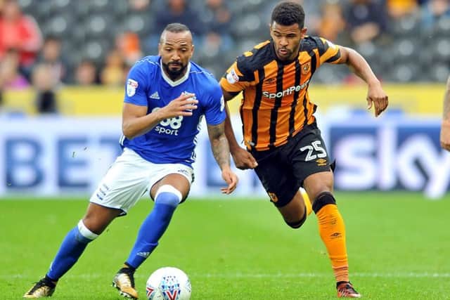 FOOT RACE: Hull City's Frazier Campbell races B Birmingham City's Emilio Nsue to the ball. Picture: Tony Johnson.