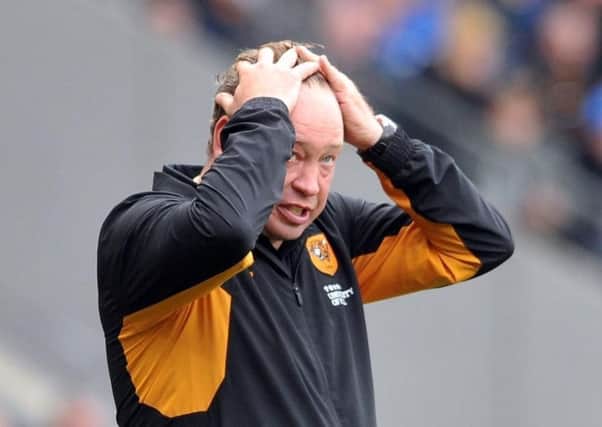 Leonid Slutsky has left his role as Hull City manager.