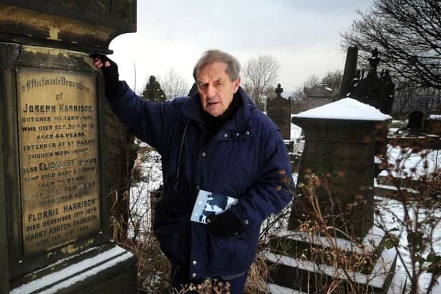 Tony Harrison, who was born in Leeds, pictured at his parents' graves in Holbeck Cemetery. (Tony Johnson).