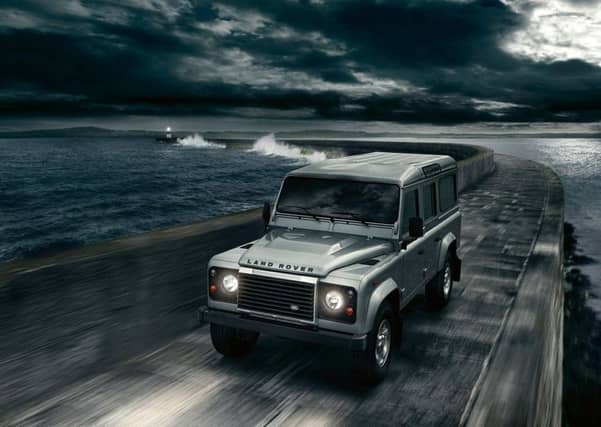 Landrover Defender.
