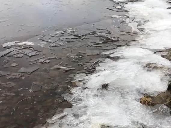 Ice stacking at East Ardsley Reservoir