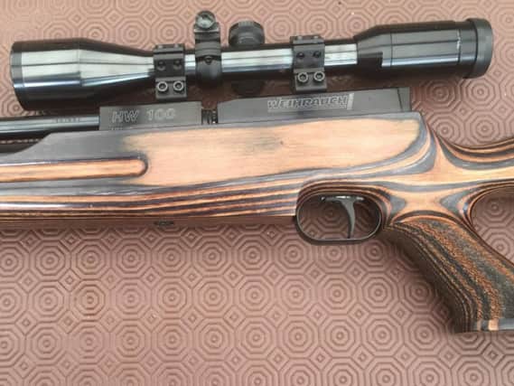 A photograph of the distinctive air rifle stolen in the burglary.