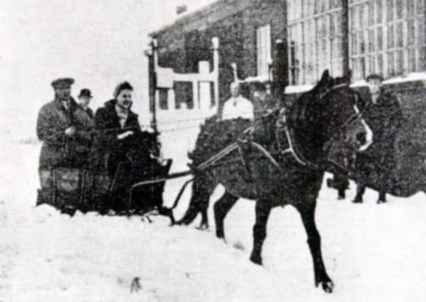 A pony drawn sleigh brough into use at Moortown, Leeds, during a recent fall of snow.
1941 January 31