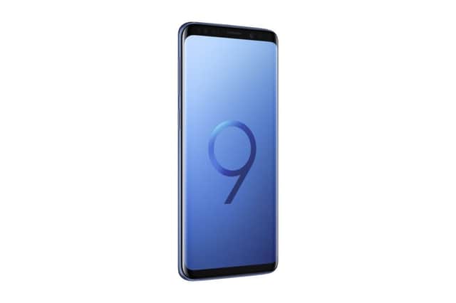 Samsung's new S9 boasts features some users find hard to believe