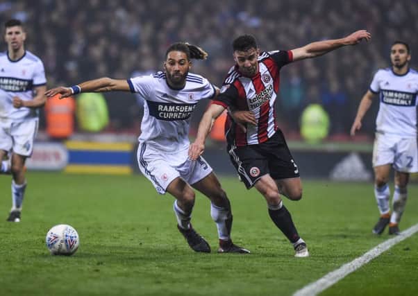 Enda Stevens of Sheffield United battles with Ryan Shotton of Middlesbrough (Picture: Harry Marshall/Sportimage)